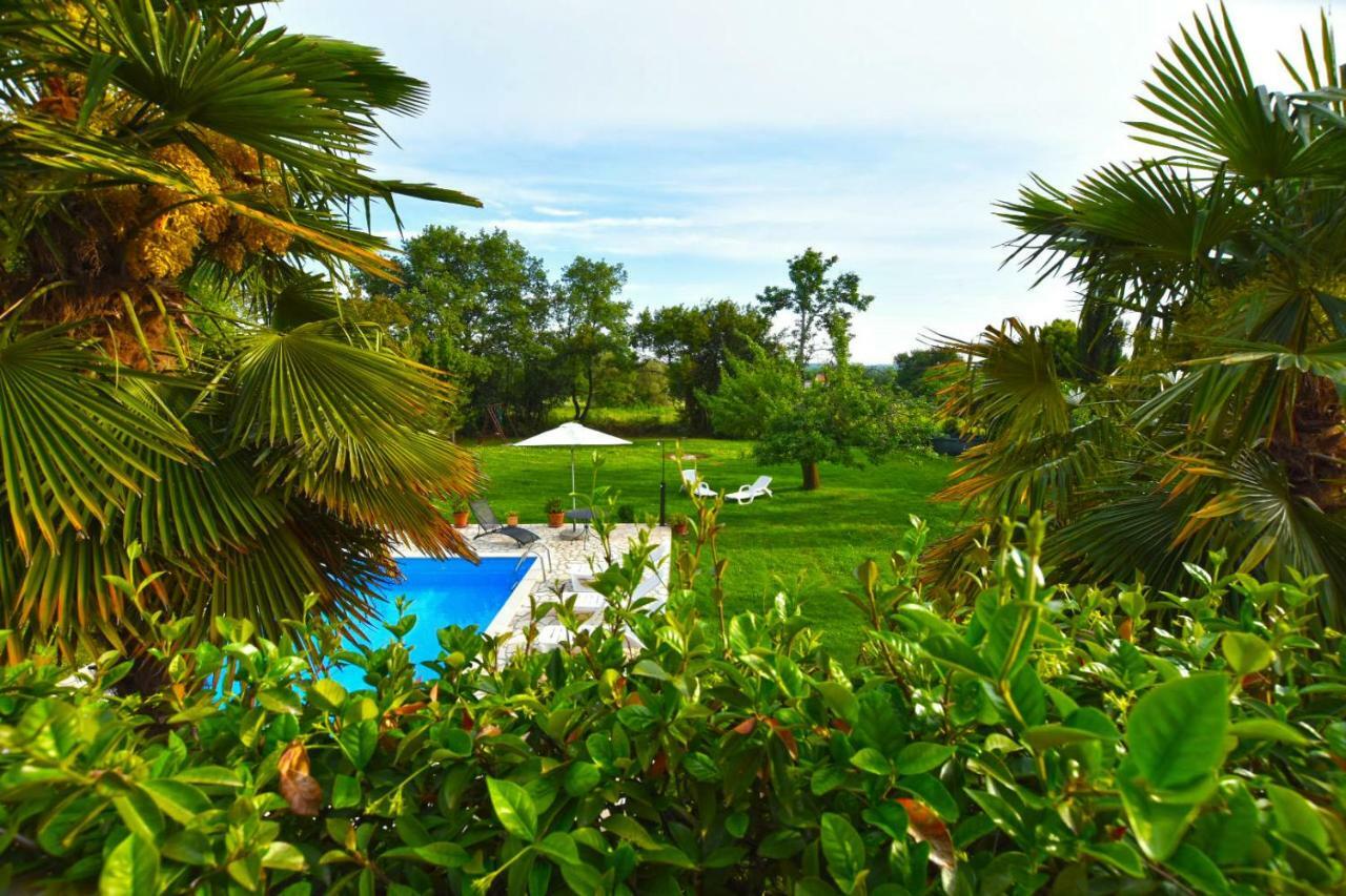 Villa Micheline Kosinozici Exterior foto