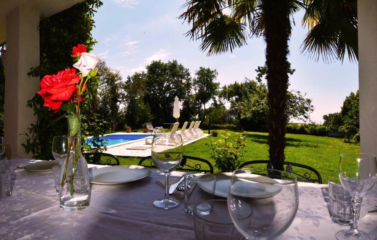 Villa Micheline Kosinozici Exterior foto